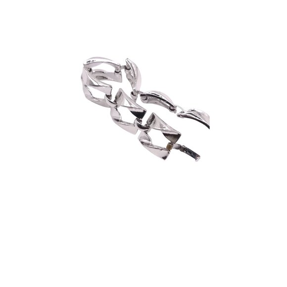 Silver-Tone Geometric Link Bracelet For Women Modern Design Polished Finish - Picture 3 of 6